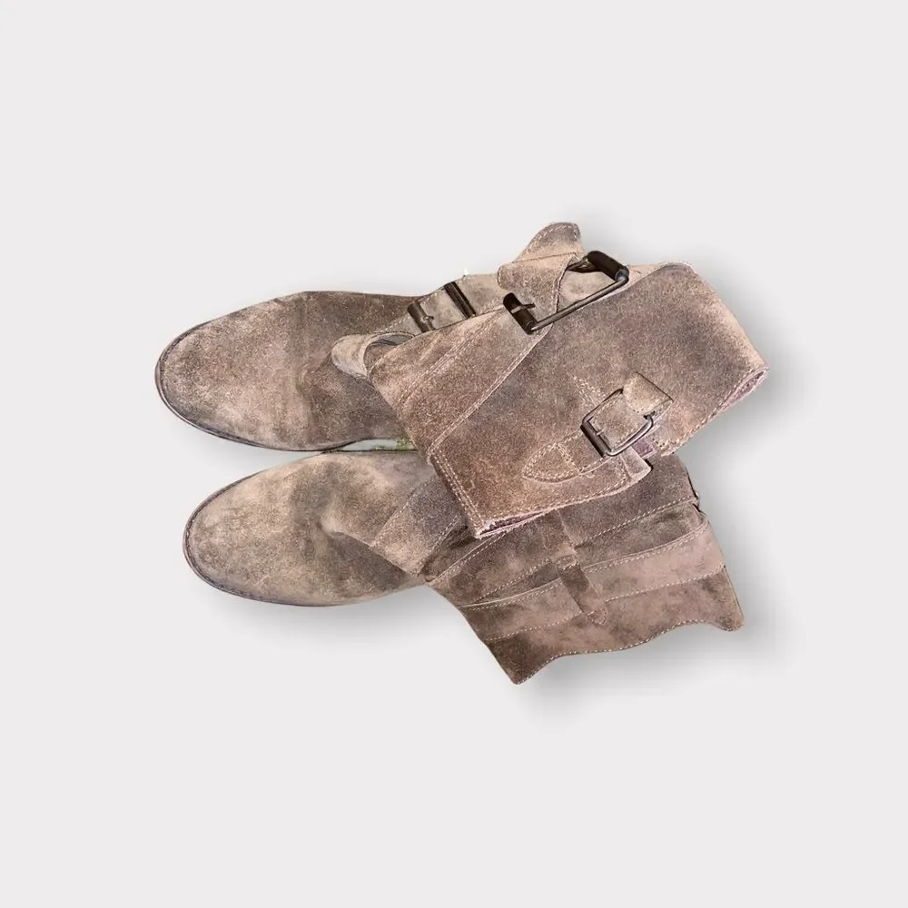 ZiGi Brown Boots Suede  Shoe Size 6.5 M